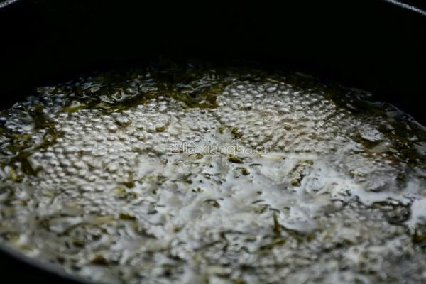 贝阿恩酱汁 SAUCE BEARNAISE的做法图解4