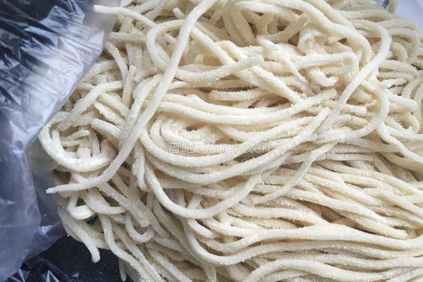 豆角焖面的做法图解2