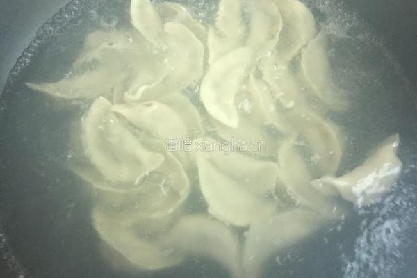 水煮三鲜水饺的做法图解5