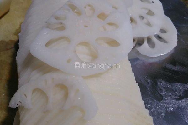 糖醋藕片的做法图解2