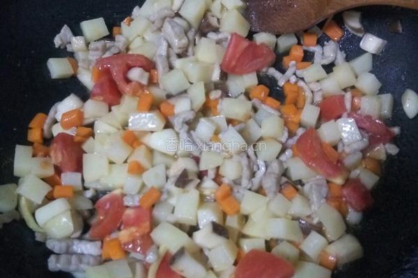 土豆焖饭的做法图解5