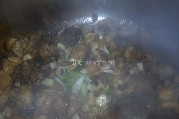 鸡骨架炖土豆的做法图解5