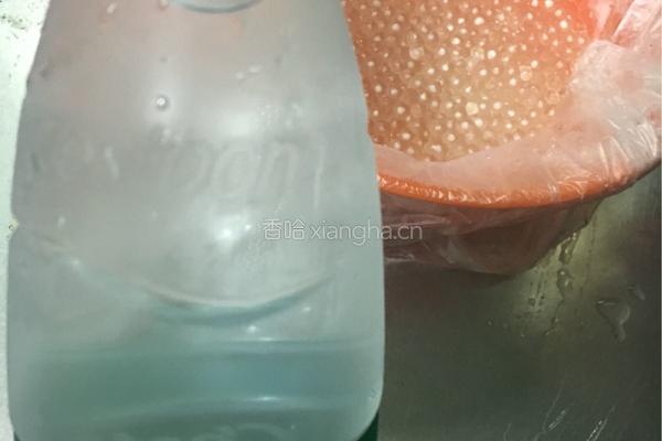 超级懒人版芒果椰汁西米露的做法图解4