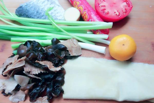 黄金宝石袋（鱼肉馅豆皮包)的做法图解1