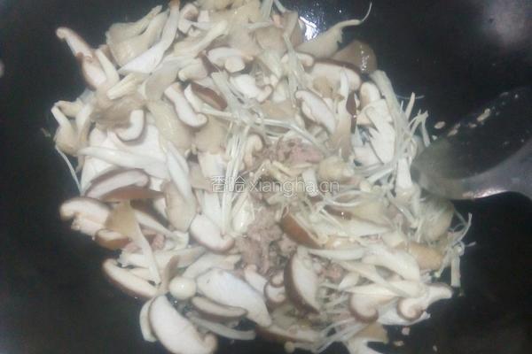 肉沫杂菇汤的做法图解3