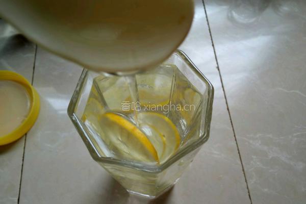 柠檬蜂蜜水的做法图解4