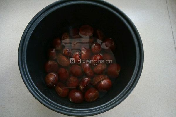 懒人版的电饭煲糖炒板栗的做法图解3