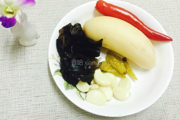 醋溜藕丁的做法图解1