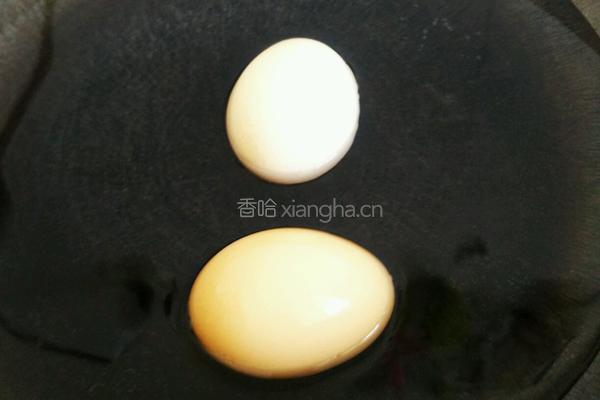 当归红枣鸡蛋的做法图解2