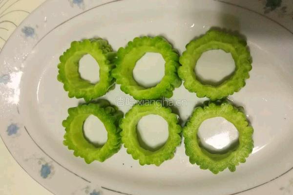 苦瓜酿肉的做法图解3