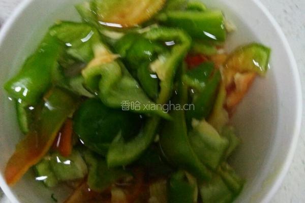 茄子炒辣椒的做法图解2