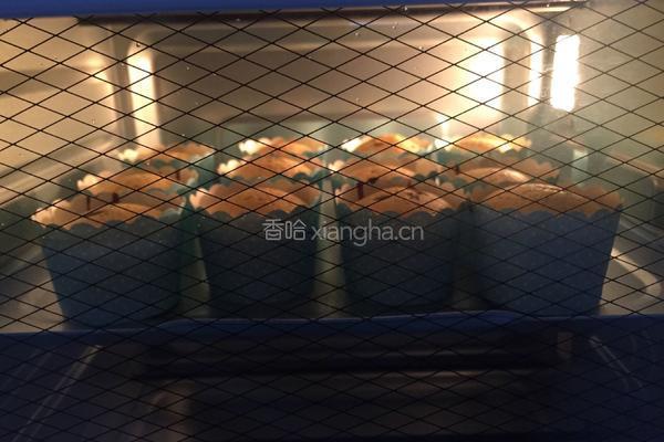 蜂蜜蛋糕的做法图解4