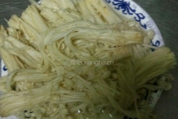 金菇原味鸡汤的做法图解8