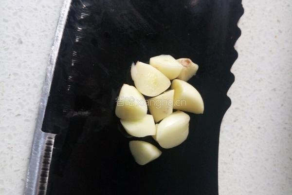 素菜汤面条的做法图解2