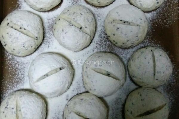 欲罢不能的黑芝麻法国球的做法图解3
