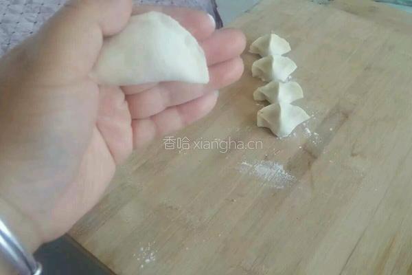 黄萝卜猪肉饺子的做法图解9