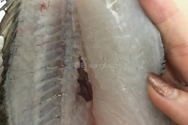 绣球鲈鱼的做法图解7