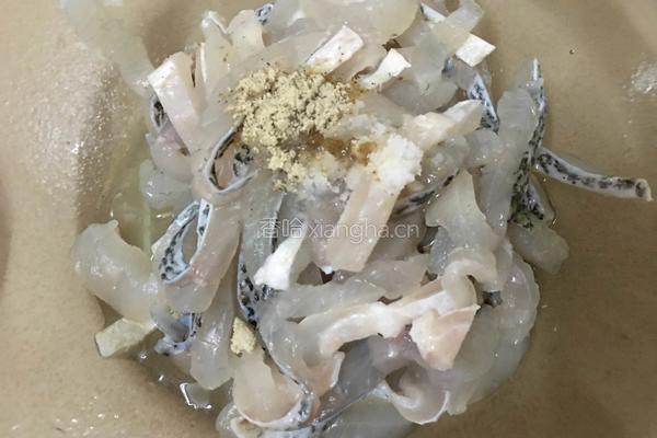 绣球鲈鱼的做法图解9