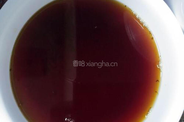 红糖桂花凉粉的做法图解3