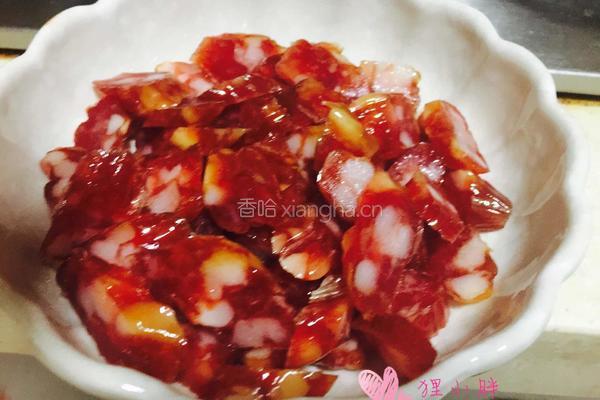 莴苣炒香肠的做法图解1