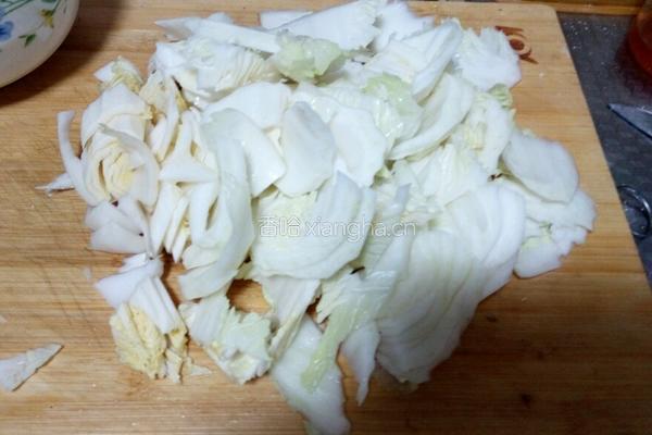 醋溜白菜（辣的）的做法图解1