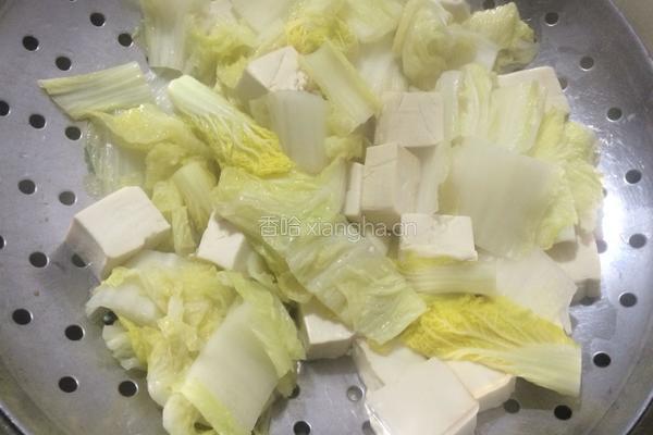 白菜嫩豆腐的做法图解2