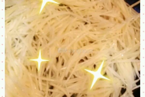 蒜香土豆丝的做法图解3