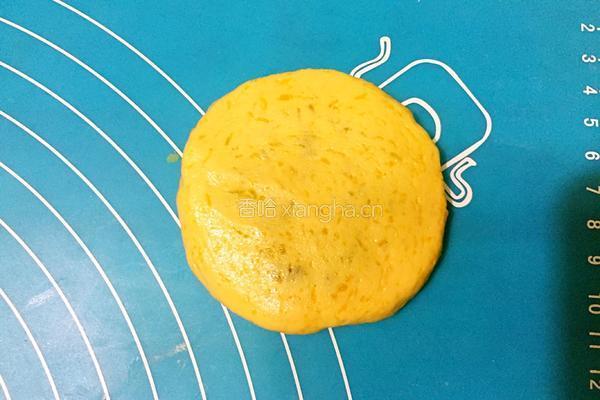 南瓜豆沙饼的做法图解9