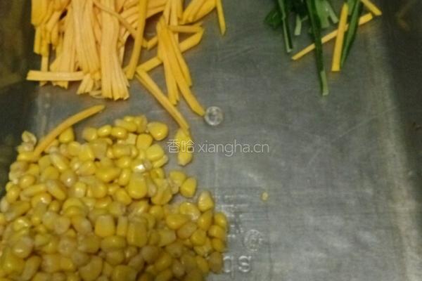 金瓜玉米烙的做法图解4