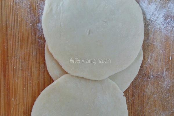 韭菜鸡蛋饺子的做法图解10