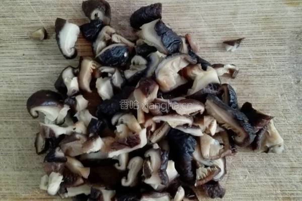 咖喱香菇蛋炒饭的做法图解3
