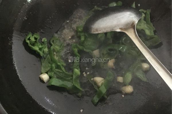 ‍青椒‍炒‍香干的做法图解3
