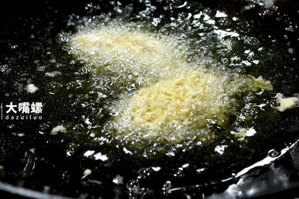 劲脆特制炸鸡翅的做法图解11