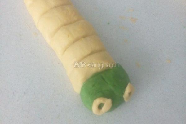 毛毛虫豆沙包的做法图解5