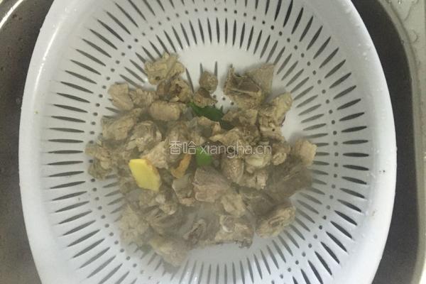 麻辣香锅（干锅排骨）的做法图解3