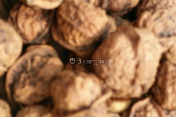 香炒核桃的做法图解1