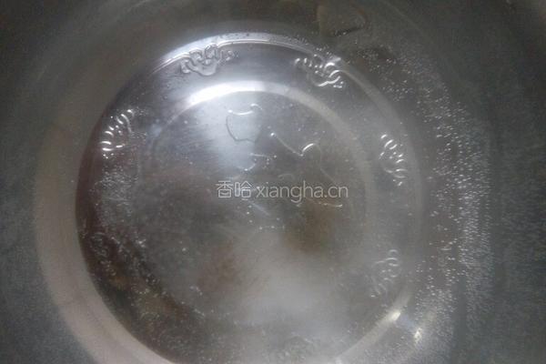 豌豆淀粉制作凉皮的做法图解1