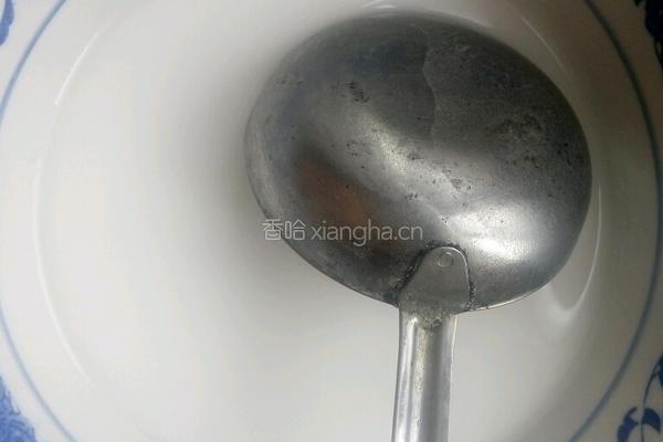豌豆淀粉制作凉皮的做法图解2
