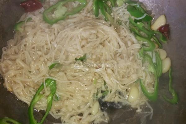 青椒金针菇的做法图解4