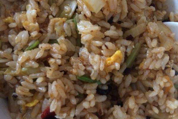 老干妈鸡蛋炒饭的做法图解8