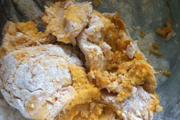 椰香南瓜饼的做法图解9