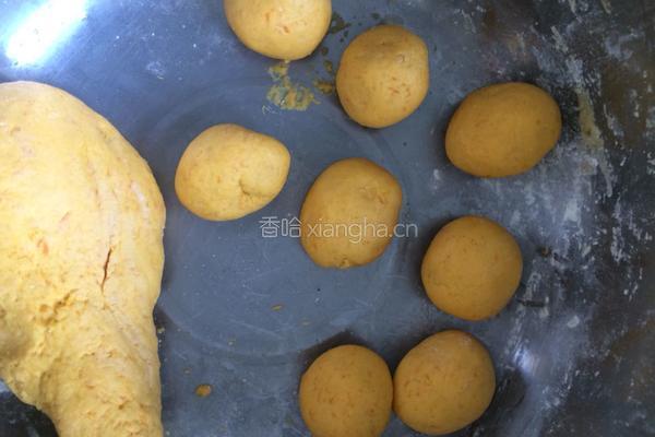 椰香南瓜饼的做法图解11