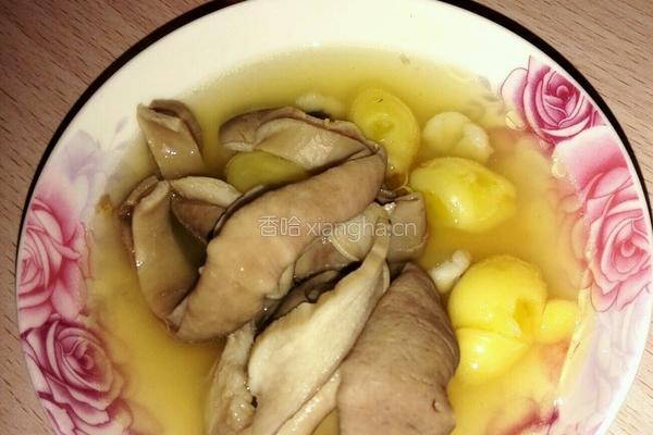 茨实白果猪肚汤的做法图解4