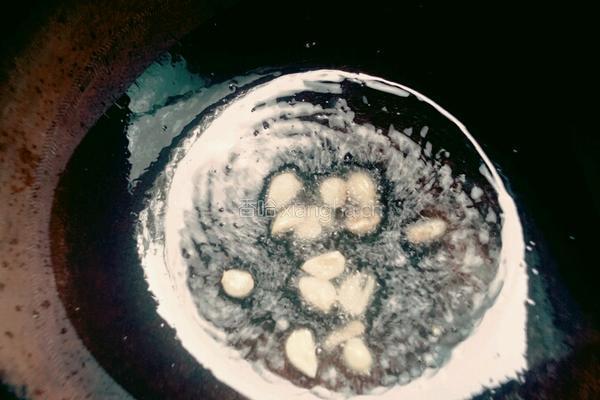 爆炒猪肝的做法图解1