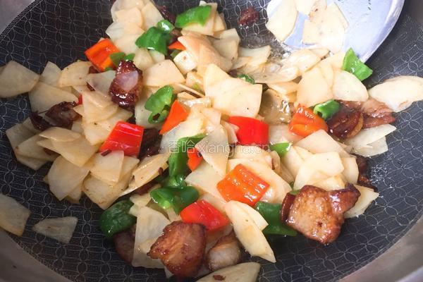 土豆片烧肉的做法图解11