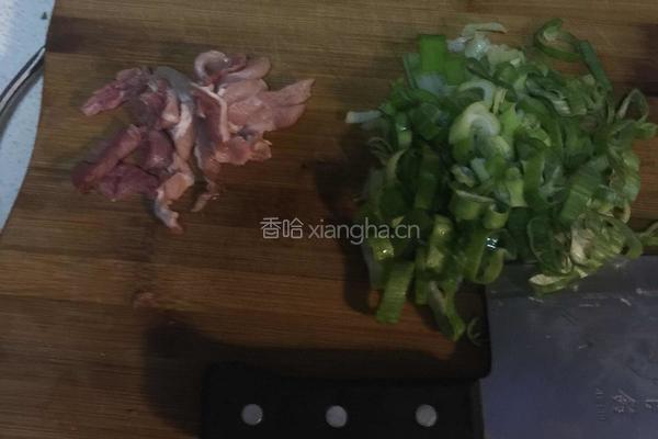 芹菜粉的做法图解2