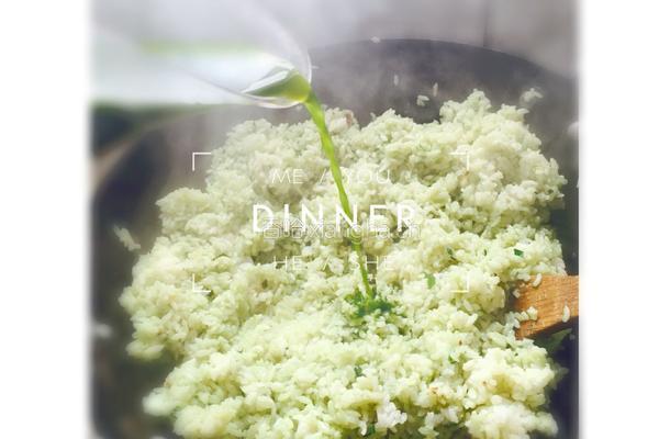 青菜虾仁炒饭的做法图解4