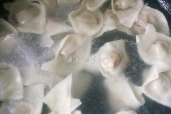 胡萝卜青椒馅馄炖的做法图解16