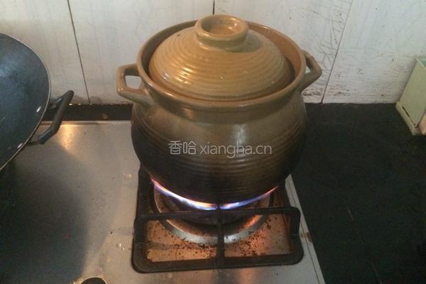 冰糖雪耳雪梨鸡蛋糖水的做法图解9