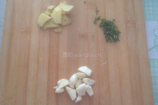 蚝油花蛤的做法图解1